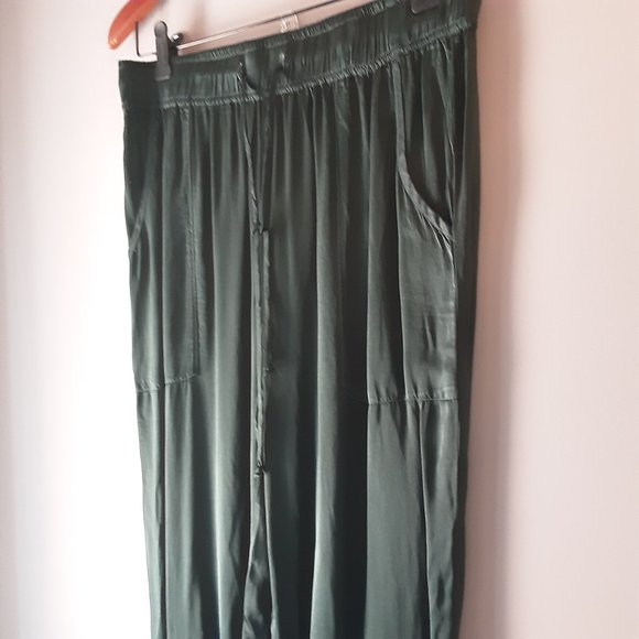 Young Fabulous & Broke New! Green Silky Joggers Size Small - Picture 4 of 12